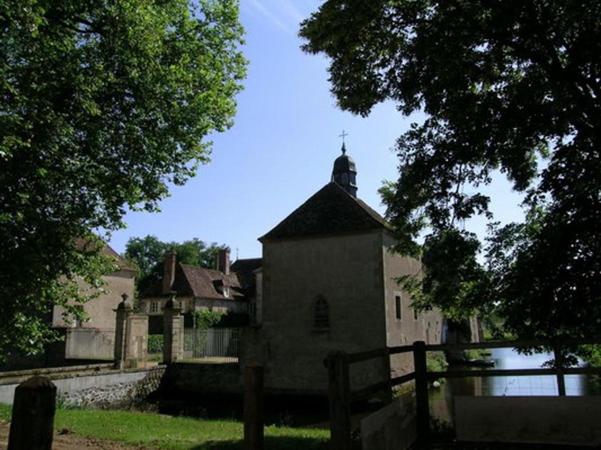 Bergerie Restauree Avec Cheminee, Jardin Clos, Animaux Acceptes - Fr-1-489-13 Sauvagny Exterior foto